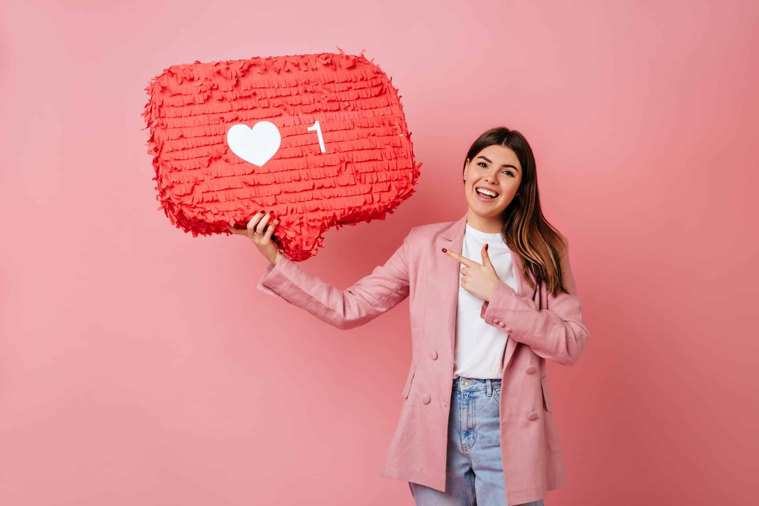 Mikro vs. Mega Influencer: Hangisi Daha Etkili?